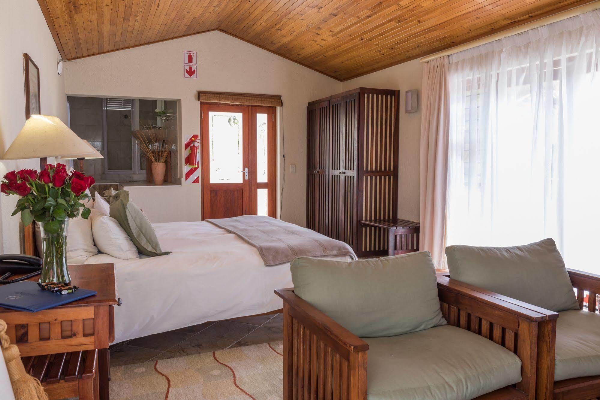 סווקופמונד Roessmund Lodge מראה חיצוני תמונה
